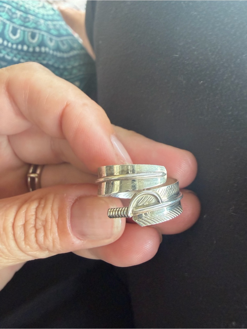Navajo handmade Sterling Silver Feather Wrap Ring - Silver